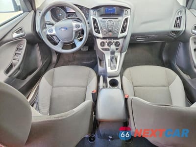 Zdjęcie 8 z 12 samochodu: 2014 FORD FOCUS SE VIN:1FADP3F21EL374636 - miniatura