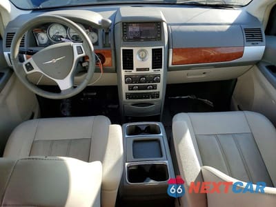 Zdjęcie 8 z 13 samochodu: 2009 CHRYSLER TOWN & COUNTRY TOURING VIN:2A8HR54119R614348 - miniatura