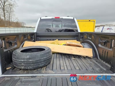 Zdjęcie 10 z 13 samochodu: 2022 FORD F350 SUPER DUTY VIN:1FT8W3BN6NEG31387 - miniatura