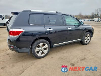 Trzecie zdjęcie samochodu z tyłu: 2012 TOYOTA HIGHLANDER LIMITED VIN:5TDDK3EHXCS100913 - miniatura