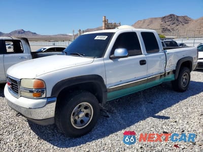 2001 GMC NEW SIERRA K1500 2GTEK19T811245850 - główne zdjęcie licytacji z USA - miniatura