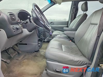 Zdjęcie 7 z 13 samochodu: 2005 DODGE GRAND CARAVAN SXT VIN:2D8GP44L45R160242 - miniatura