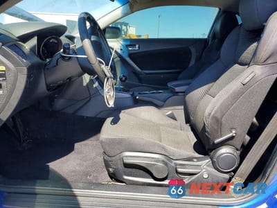 Zdjęcie 7 z 12 samochodu: 2011 HYUNDAI GENESIS COUPE 2.0T VIN:KMHHT6KD1BU054301 - miniatura