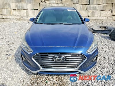 Piąte zdjęcie samochodu w środku: 2018 HYUNDAI SONATA SE VIN:5NPE24AF0JH648050 - miniatura