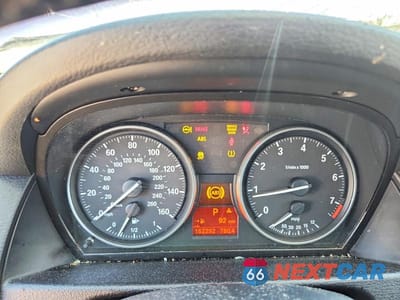 Zdjęcie 9 z 12 samochodu: 2013 BMW X1 SDRIVE28I VIN:WBAVM1C51DVW45916 - miniatura