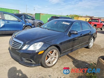 2011 MERCEDES-BENZ E 550 4MATIC WDDHF9AB4BA343502 - główne zdjęcie licytacji z USA - miniatura