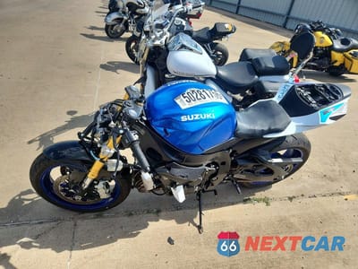 Trzecie zdjęcie samochodu z tyłu: 2024 SUZUKI GSX-R750 VIN:JS1GR7MA0R7101487 - miniatura
