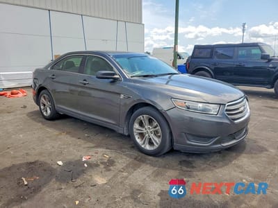 Czwarte zdjęcie samochodu z boku: 2018 FORD TAURUS SE VIN:1FAHP2D88JG134344 - miniatura