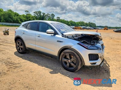 Czwarte zdjęcie samochodu z boku: 2019 JAGUAR E-PACE SE VIN:SADFP2FX0K1Z39334 - miniatura