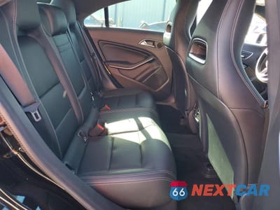 Zdjęcie 10 z 12 samochodu: 2019 MERCEDES-BENZ CLA 250 VIN:WDDSJ4EB0KN763445 - miniatura