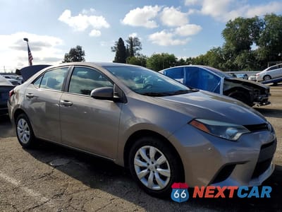 Czwarte zdjęcie samochodu z boku: 2014 TOYOTA COROLLA LE VIN:5YFBURHE0EP171006 - miniatura