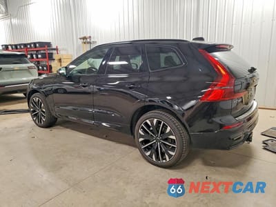 Drugie zdjęcie samochodu z przodu: 2026 VOLVO XC60 ULTRA VIN:YV4H60RM1T1414987 - miniatura