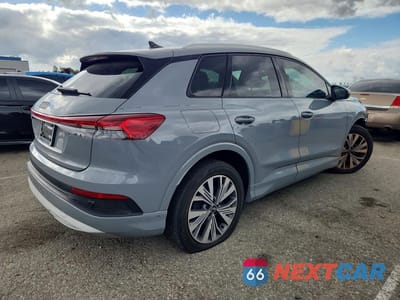 Trzecie zdjęcie samochodu z tyłu: 2023 AUDI Q4 E-TRON PREMIUM PLUS VIN:WA1BCBFZ5PP015591 - miniatura