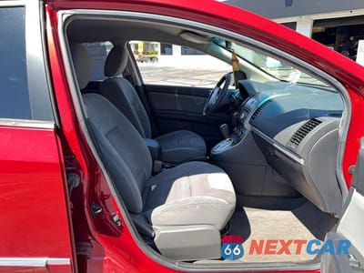 Piąte zdjęcie samochodu w środku: 2011 NISSAN SENTRA 2.0 VIN:3N1AB6AP2BL699363 - miniatura