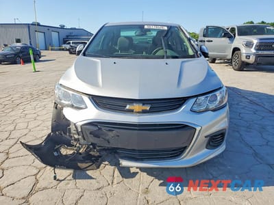 Piąte zdjęcie samochodu w środku: 2018 CHEVROLET SONIC LS VIN:1G1JB5SH1J4112291 - miniatura