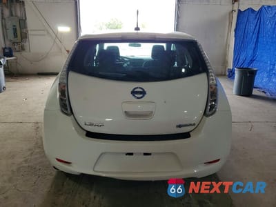 Zdjęcie 6 z 12 samochodu: 2013 NISSAN LEAF S VIN:1N4AZ0CP4DC413634 - miniatura