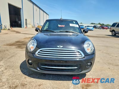 Piąte zdjęcie samochodu w środku: 2015 MINI COOPER VIN:WMWZN3C52FT862884 - miniatura