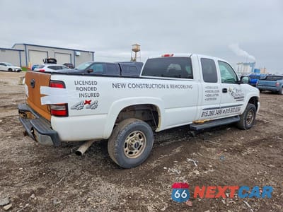 Trzecie zdjęcie samochodu z tyłu: 2005 GMC SIERRA K2500 HEAVY DUTY VIN:1GTHK29U15E100049 - miniatura