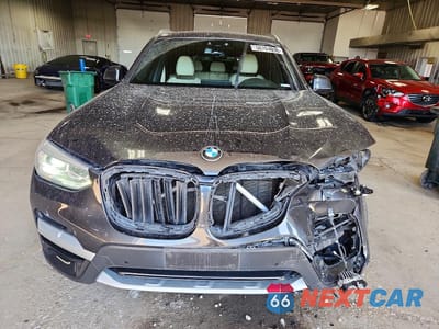 Piąte zdjęcie samochodu w środku: 2021 BMW X3 XDRIVE30I VIN:5UXTY5C02M9H49187 - miniatura