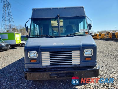 Piąte zdjęcie samochodu w środku: 2020 FORD F59 VIN:1F65F5KN0L0A05653 - miniatura