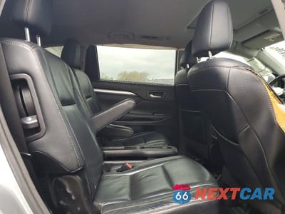 Zdjęcie 11 z 14 samochodu: 2016 TOYOTA HIGHLANDER XLE VIN:5TDJKRFH0GS263340 - miniatura