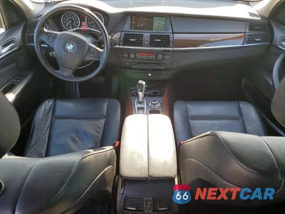 Zdjęcie 8 z 13 samochodu: 2013 BMW X5 XDRIVE35I VIN:5UXZV4C55D0B10976 - miniatura