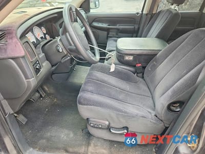 Zdjęcie 7 z 12 samochodu: 2004 DODGE RAM 1500 ST VIN:1D7HA18D04S659659 - miniatura
