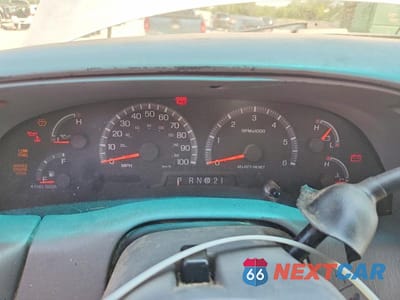 Zdjęcie 9 z 13 samochodu: 1999 FORD EXPEDITION VIN:1FMRU17L3XLA76365 - miniatura