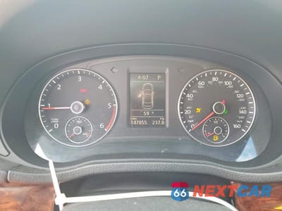 Zdjęcie 9 z 12 samochodu: 2012 VOLKSWAGEN PASSAT SEL VIN:1VWCN7A3XCC040313 - miniatura