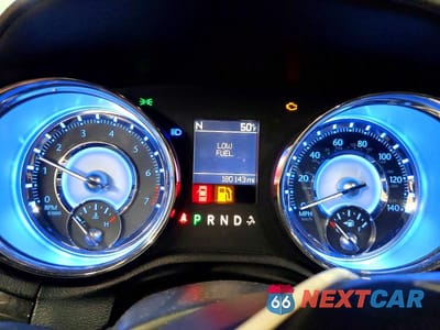 Zdjęcie 9 z 12 samochodu: 2011 CHRYSLER 300 LIMITED VIN:2C3CA5CG0BH579879 - miniatura