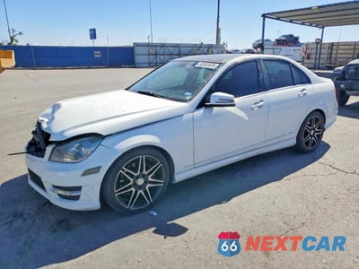 2014 MERCEDES-BENZ C 300 4MATIC WDDGF8AB5ER316062 - główne zdjęcie licytacji z USA - miniatura