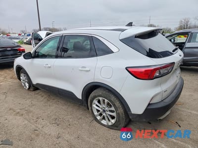 Drugie zdjęcie samochodu z przodu: 2021 FORD ESCAPE SE VIN:1FMCU9BZ0MUA68858 - miniatura