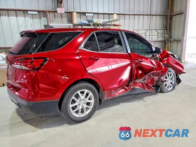 Trzecie zdjęcie samochodu z tyłu: 2024 CHEVROLET EQUINOX LT VIN:3GNAXUEG9RS226371 - miniatura