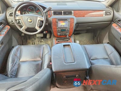Zdjęcie 8 z 12 samochodu: 2013 CHEVROLET AVALANCHE LTZ VIN:3GNTKGE75DG261638 - miniatura
