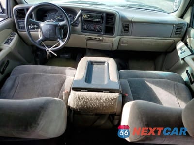 Zdjęcie 8 z 13 samochodu: 2002 CHEVROLET TAHOE C1500 VIN:1GNEC13T62R120738 - miniatura