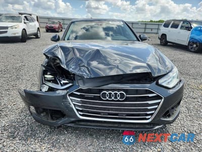 Piąte zdjęcie samochodu w środku: 2021 AUDI A4 VIN:WAUABAF44MA024796 - miniatura