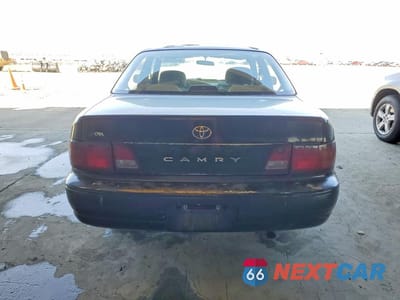Zdjęcie 6 z 12 samochodu: 1996 TOYOTA CAMRY DX VIN:JT2BG12K5T0393869 - miniatura