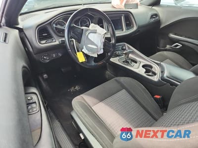 Zdjęcie 8 z 12 samochodu: 2021 DODGE CHALLENGER SXT VIN:2C3CDZAG6MH623243 - miniatura