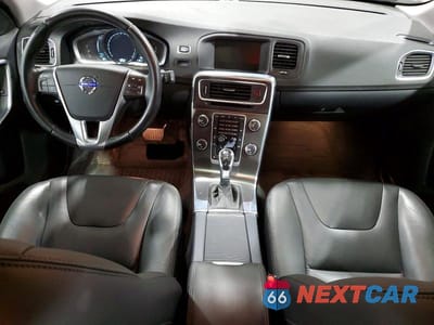 Zdjęcie 8 z 12 samochodu: 2015 VOLVO V60 PREMIER VIN:YV1612SB8F1190807 - miniatura