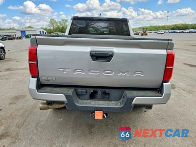 Zdjęcie 6 z 12 samochodu: 2025 TOYOTA TACOMA SR5 VIN:3TMLB5JN7SM181029 - miniatura