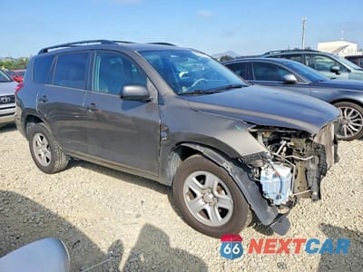 Czwarte zdjęcie samochodu z boku: 2012 TOYOTA RAV4 BASE VIN:2T3BF4DV3CW212136 - miniatura
