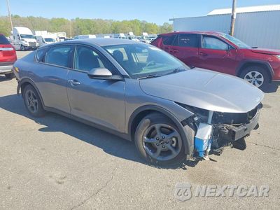 Czwarte zdjęcie samochodu z boku: 2025 KIA K4 LXS VIN:3KPFT4DE5SE100782 - miniatura