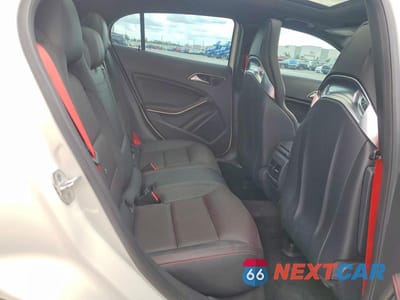 Zdjęcie 10 z 12 samochodu: 2015 MERCEDES-BENZ GLA 45 AMG VIN:WDDTG5CB1FJ062549 - miniatura