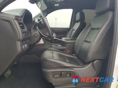 Zdjęcie 7 z 13 samochodu: 2021 CHEVROLET TAHOE VIN:1GNSKPKD9MR128760 - miniatura