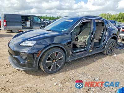 2025 PORSCHE MACAN 4S WP1AB2XA3SL151436 - główne zdjęcie licytacji z USA - miniatura