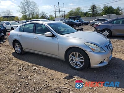 Czwarte zdjęcie samochodu z boku: 2015 INFINITI Q40 BASE VIN:JN1CV6AR9FM521348 - miniatura