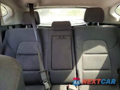 Zdjęcie 10 z 13 samochodu: 2016 HYUNDAI TUCSON SE VIN:KM8J33A48GU104703 - miniatura