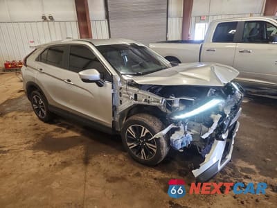 Czwarte zdjęcie samochodu z boku: 2024 MITSUBISHI ECLIPSE CROSS SE VIN:JA4ATWAAXRZ004856 - miniatura