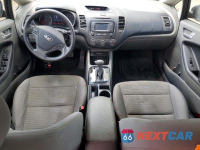 Zdjęcie 8 z 12 samochodu: 2017 KIA FORTE LX VIN:3KPFL4A72HE120776 - miniatura