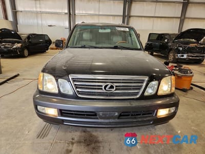 Piąte zdjęcie samochodu w środku: 2004 LEXUS LX 470 VIN:JTJHT00W343541608 - miniatura